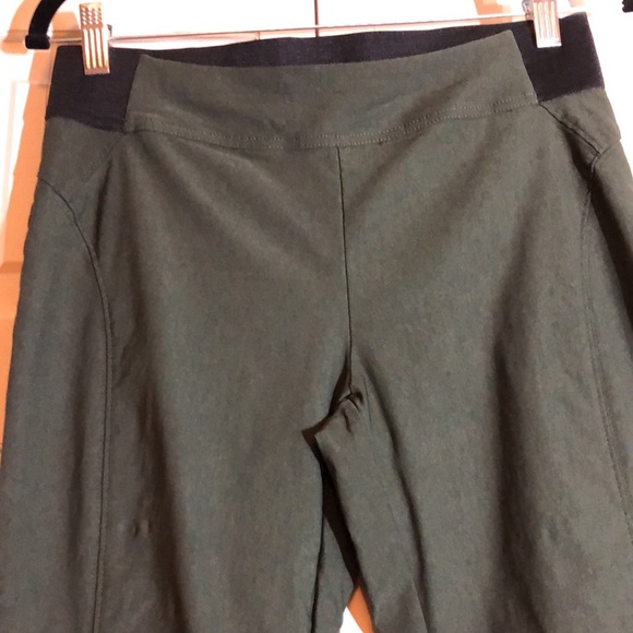 Simply Vera Pull On Stretch Pant Elastic Waist Army Green SZ S - Picture 2 of 8